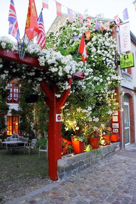 Hotel De France Saint-Vaast-la-Hougue Exterior photo